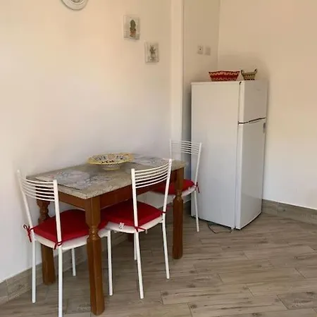 Apartment Bilocale A Due Passi Dal Porto E Dal Mare Lido di Ostia