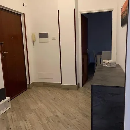 Apartment Bilocale A Due Passi Dal Porto E Dal Mare